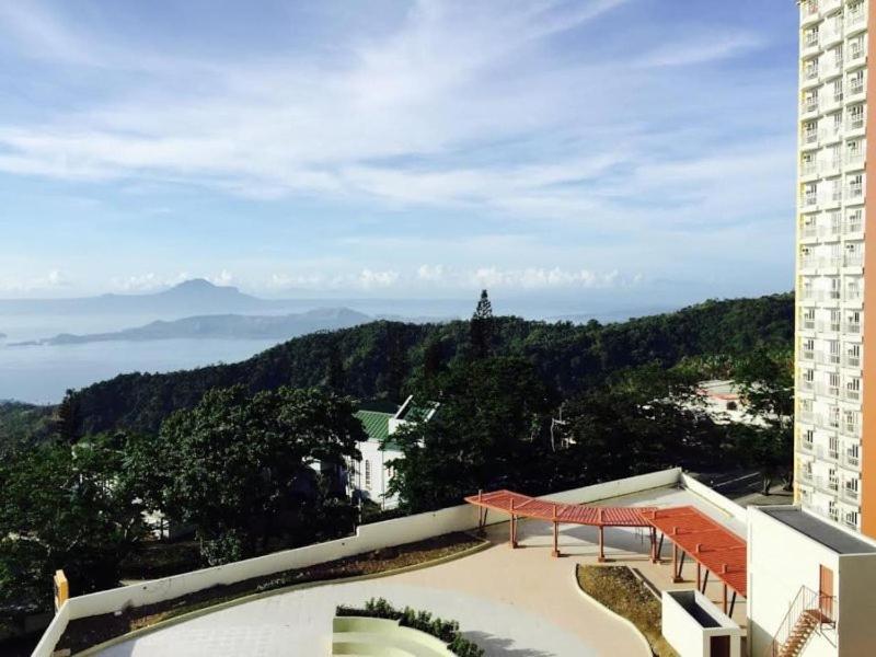 Cityland Tagaytay Taal Lake View City View Free Pool Parking Studios With Balcony Are City View Tagaytay City ภายนอก รูปภาพ