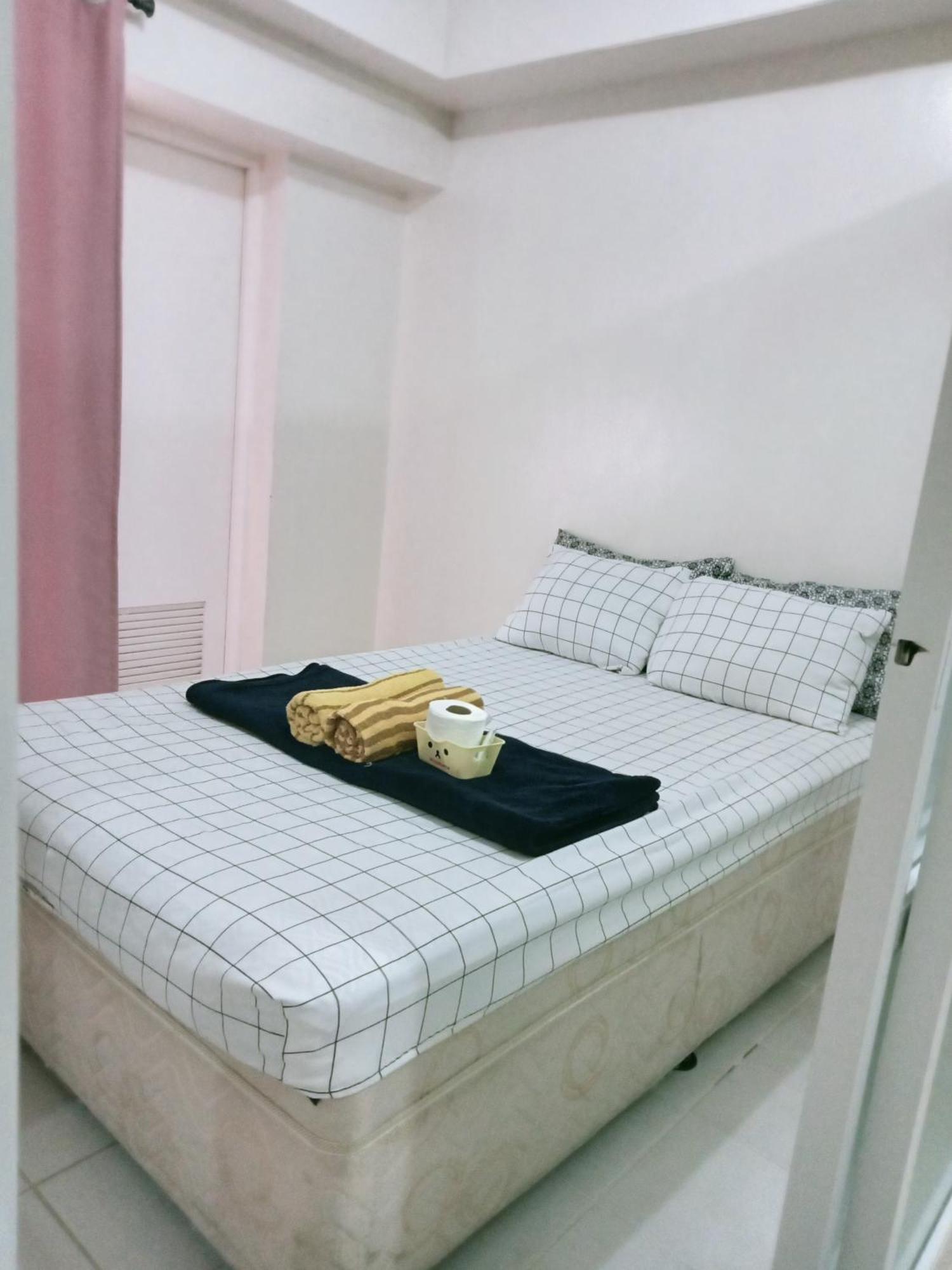 Cityland Tagaytay Taal Lake View City View Free Pool Parking Studios With Balcony Are City View Tagaytay City ห้อง รูปภาพ